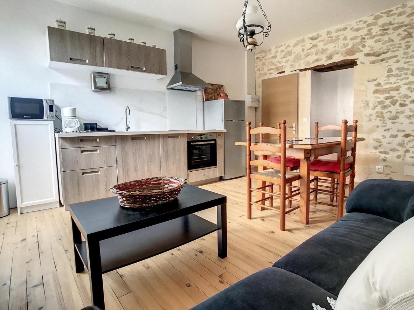 Cordeliers Dandelion Apartment *